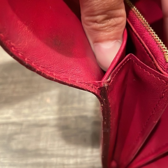 EUC LOUIS VUITTON RED VERINS SARAH  WALLET​​​​​​​ - Picture 13 of 14